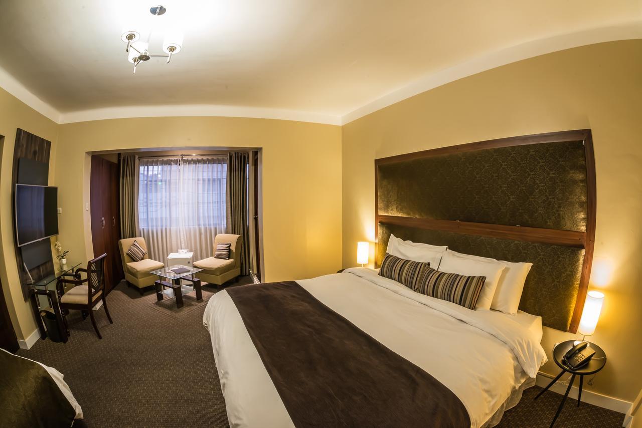 Los Leones Hotel Boutique Yanahuara Esterno foto