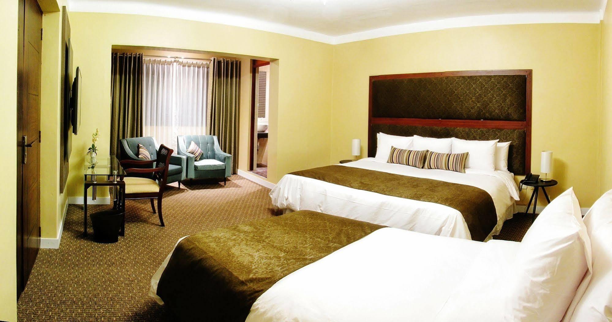 Los Leones Hotel Boutique Yanahuara Esterno foto
